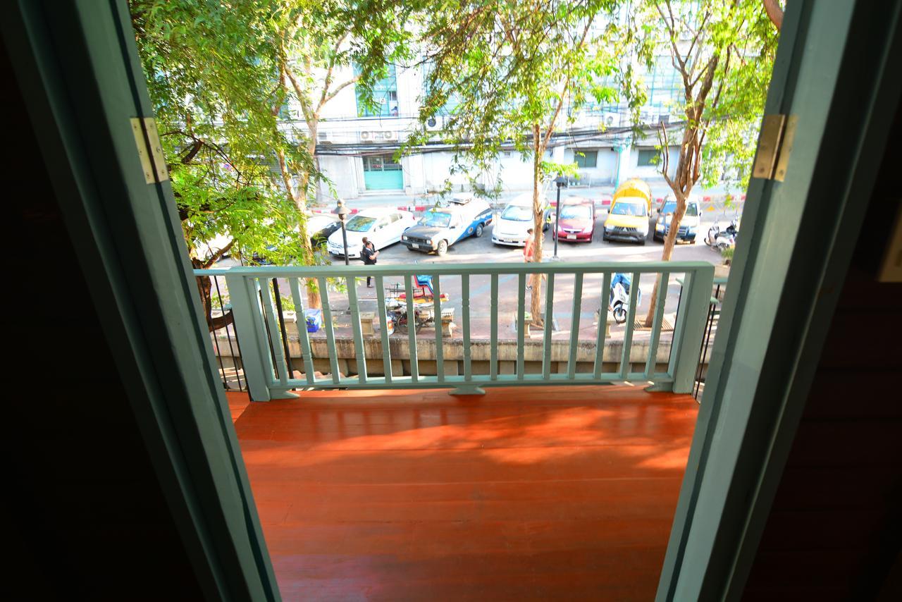 La Moon Hostel Bangkok Extérieur photo